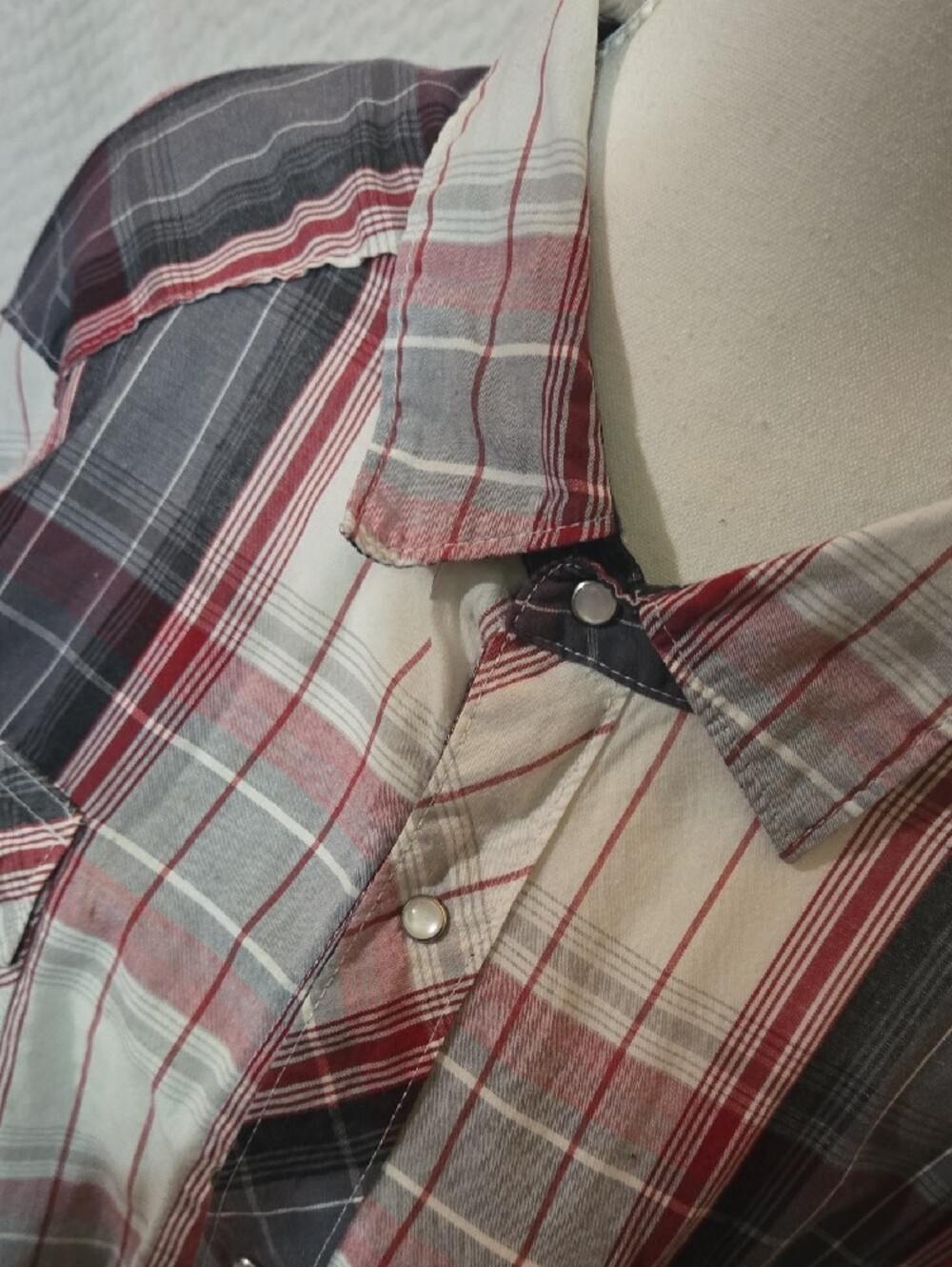 Levi's Men's Plaid Button-Down Shirt in Black, White & Red